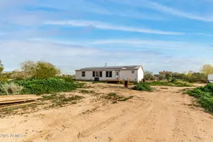 29220 N 205th Ave, Wittmann, AZ 85361 - Photo 8