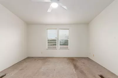 29220 N 205th Avenue, Wittmann, AZ 85361 - Photo 14