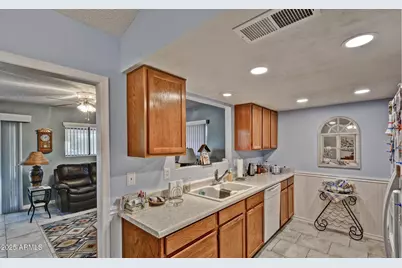 21643 N 124th Way, Sun City West, AZ 85375 - Photo 2