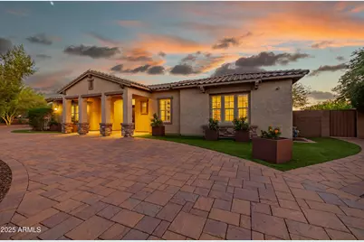 8721 W Villa Lindo Drive, Peoria, AZ 85383 - Photo 2