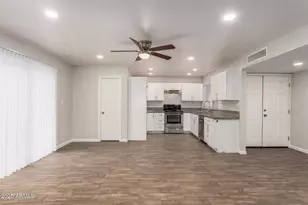 6428 W Sunnyslope Ln, Glendale, AZ 85302 - Photo 10