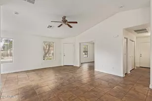 42346 W Sunland Dr, Maricopa, AZ 85138 - Photo 8