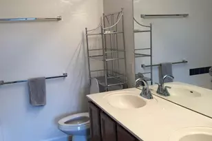 735 E Baylor Ln, Chandler, AZ 85225 - Photo 10