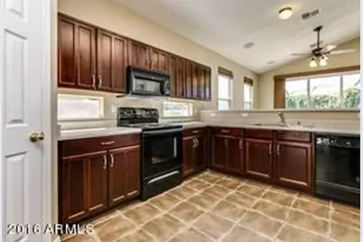 11740 N 148th Avenue, Surprise, AZ 85379 - Photo 4