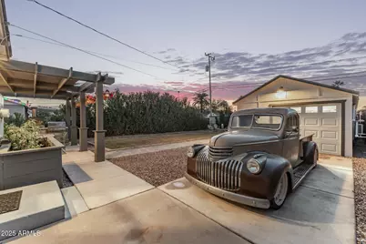 2246 N Laurel Avenue, Phoenix, AZ 85007 - Photo 40