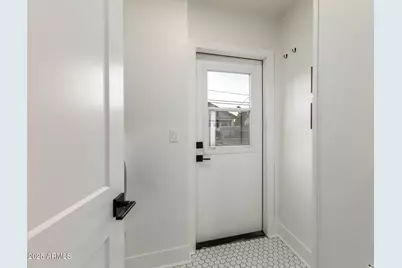 2246 N Laurel Avenue, Phoenix, AZ 85007 - Photo 28