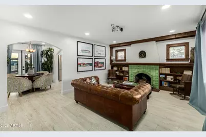 2246 N Laurel Avenue, Phoenix, AZ 85007 - Photo 8