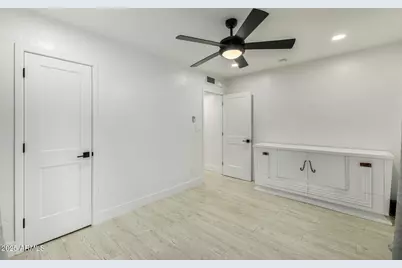 2246 N Laurel Avenue, Phoenix, AZ 85007 - Photo 26