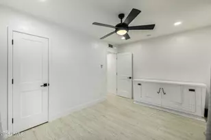 2246 N Laurel Ave, Phoenix, AZ 85007 - Photo 26