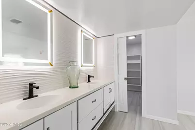 4401 W McRae Way, Glendale, AZ 85308 - Photo 18