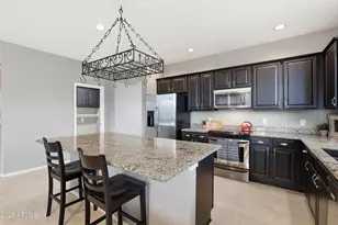 9025 W Runion Dr, Peoria, AZ 85382 - Photo 6