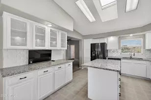 19624 W Pinnacle Peak Rd, Surprise, AZ 85387 - Photo 36