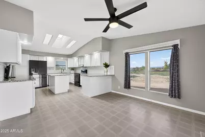 19624 W Pinnacle Peak Road, Surprise, AZ 85387 - Photo 34