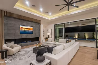 3374 E Aquarius Court, Chandler, AZ 85249 - Photo 10