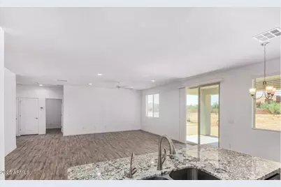 20285 W Wolf Street, Litchfield Park, AZ 85340 - Photo 8