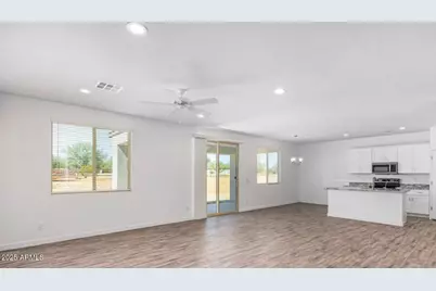 20285 W Wolf Street, Litchfield Park, AZ 85340 - Photo 10