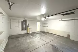 11822 N 76th Dr, Peoria, AZ 85345 - Photo 16