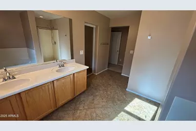 2014 N 77th Glen, Phoenix, AZ 85035 - Photo 20
