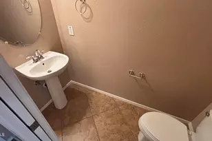 2014 N 77th Glen, Phoenix, AZ 85035 - Photo 12