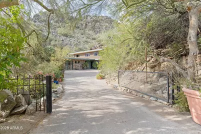 7310 N Highcliff Drive, Paradise Valley, AZ 85253 - Photo 38