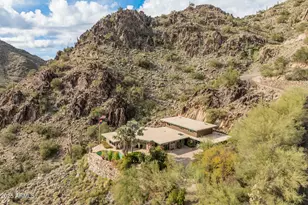 7310 N Highcliff Dr, Paradise Valley, AZ 85253 - Photo 2
