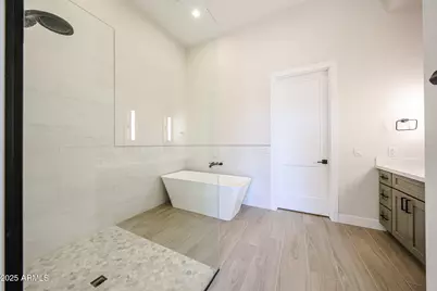 17735 W Dale Lane, Surprise, AZ 85387 - Photo 16