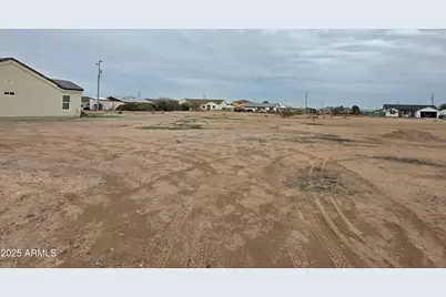 3715 N San Carlos Drive #13, Eloy, AZ 85131 - Photo 4