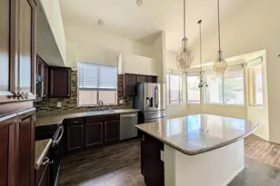 33504 N 24th Ln, Phoenix, AZ 85085 - Photo 18