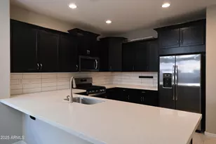 2838 E Fraktur Rd, Phoenix, AZ 85040 - Photo 6