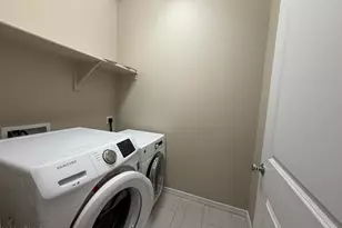 2838 E Fraktur Rd, Phoenix, AZ 85040 - Photo 26