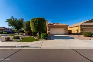 7578 W Tierra Buena Ln, Peoria, AZ 85382 - Photo 1