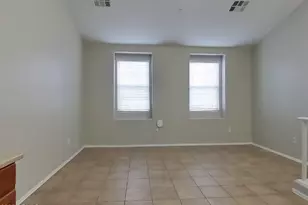 2355 E Huntington Dr, Phoenix, AZ 85040 - Photo 4