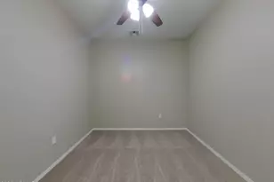 2355 E Huntington Dr, Phoenix, AZ 85040 - Photo 14