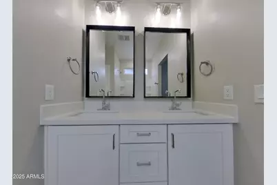 1349 N Parkcrest Circle, Mesa, AZ 85205 - Photo 6