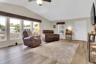 3901 E Pinnacle Peak Rd, Phoenix, AZ 85050 - Photo 8