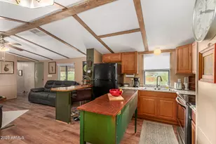 34905 S School Loop Rd, Black Canyon City, AZ 85324 - Photo 16