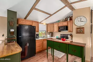 34905 S School Loop Rd, Black Canyon City, AZ 85324 - Photo 14