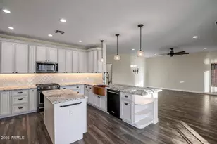 9569 W Redbird Rd, Peoria, AZ 85383 - Photo 6