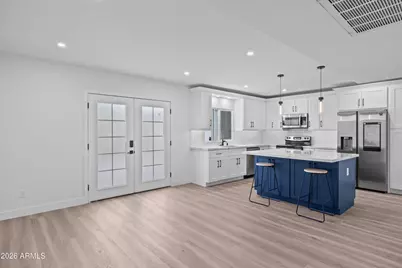 8214 E McDonald Drive, Scottsdale, AZ 85250 - Photo 4