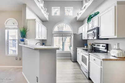 17017 N 12th Street #2104, Phoenix, AZ 85022 - Photo 2