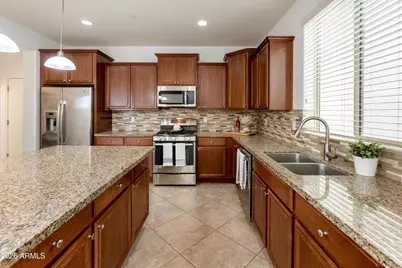 9141 W Coolbrook Avenue, Peoria, AZ 85382 - Photo 4