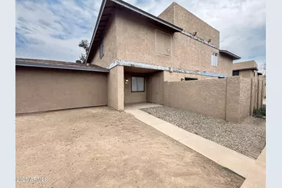 4241 N 69th Drive #1301, Phoenix, AZ 85033 - Photo 2