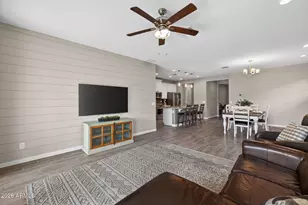 10603 E Wavelength Ave, Mesa, AZ 85212 - Photo 2