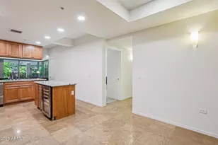 7161 E Rancho Vista Dr, Scottsdale, AZ 85251 - Photo 10