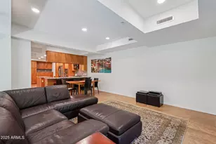 7161 E Rancho Vista Dr, Scottsdale, AZ 85251 - Photo 10