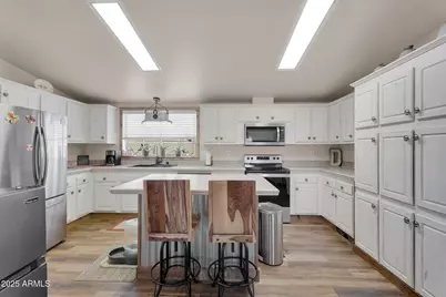 1218 E Sentinel Rock Road, Phoenix, AZ 85086 - Photo 28