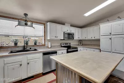 1218 E Sentinel Rock Road, Phoenix, AZ 85086 - Photo 30