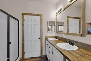 1218 E Sentinel Rock Rd, Phoenix, AZ 85086 - Photo 46
