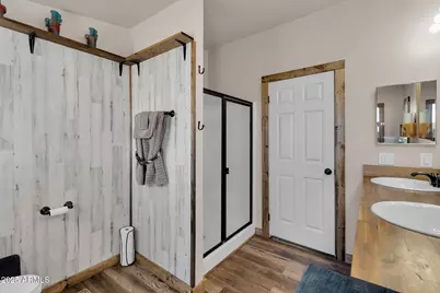 1218 E Sentinel Rock Road, Phoenix, AZ 85086 - Photo 36