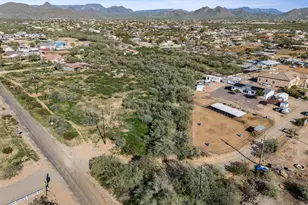 1218 E Sentinel Rock Rd, Phoenix, AZ 85086 - Photo 4